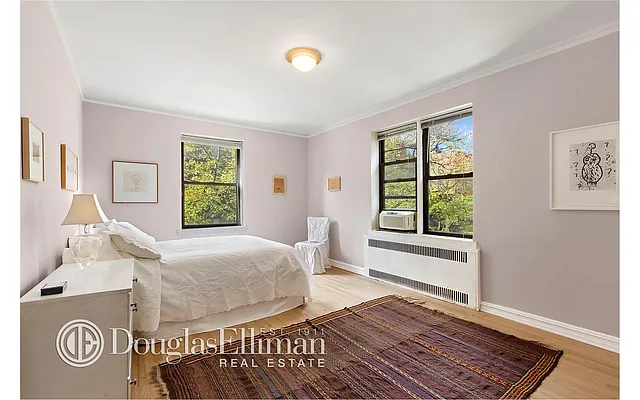 Sold by Douglas Elliman | media 20