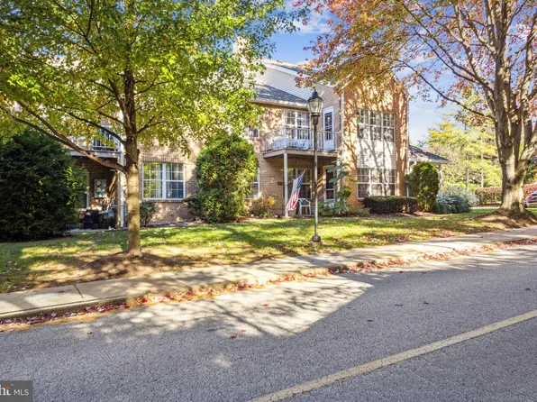 615 Valley Glen Rd #288, Elkins Park, PA 19027