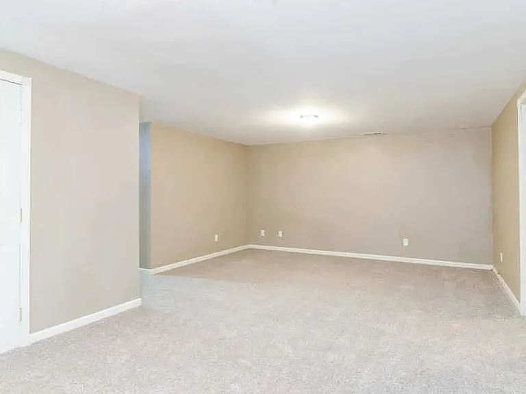 8714 E Wassall St — Photo 11