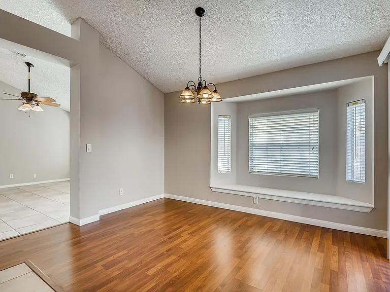 2507 Kilmaron Cir — Photo 4