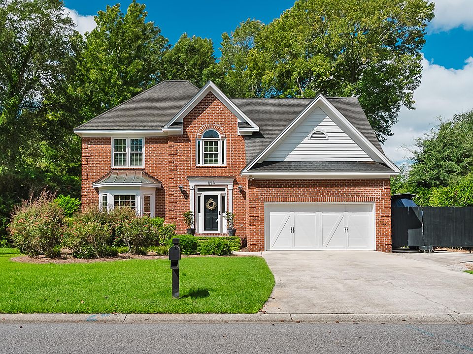 1st image of 599 Palisades Dr