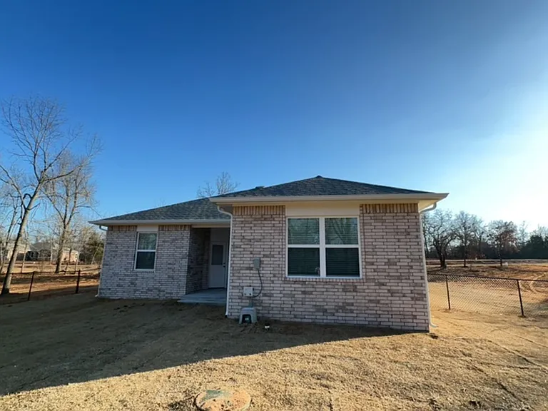 16951 Buck Cir — Photo 3