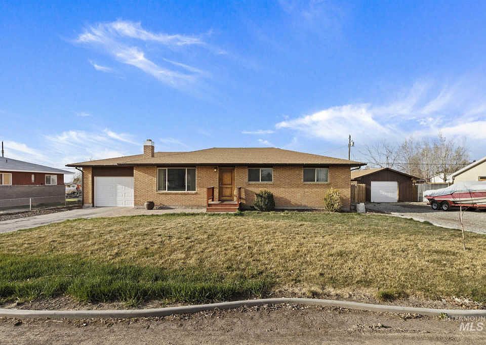 1st image of 187 Bonny Dr