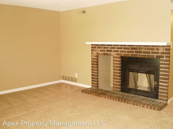 2nd image of 9005 Countryside Ln APT A