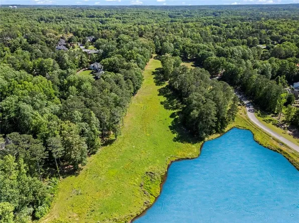 1090 Homestead Dr #17, Alpharetta, GA 30004