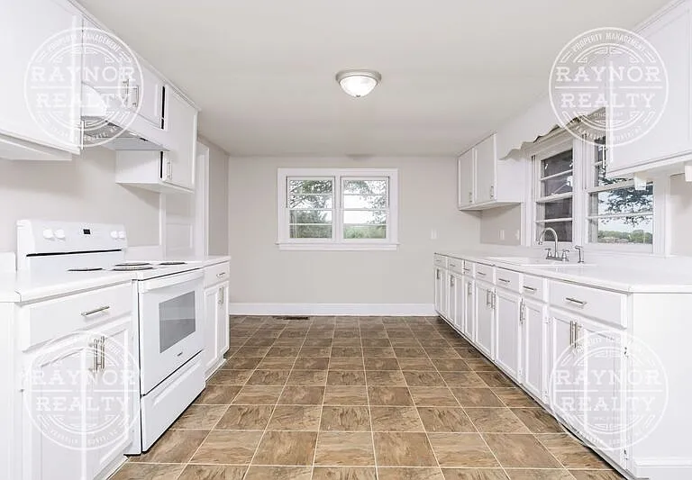 2511 Laurel Mill Rd — Photo 10