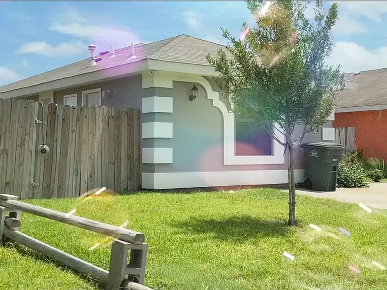 1173 Savannah Loop — Photo 4