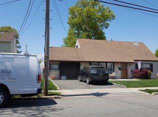 359 Dukes Rd, Colonia, NJ 07067