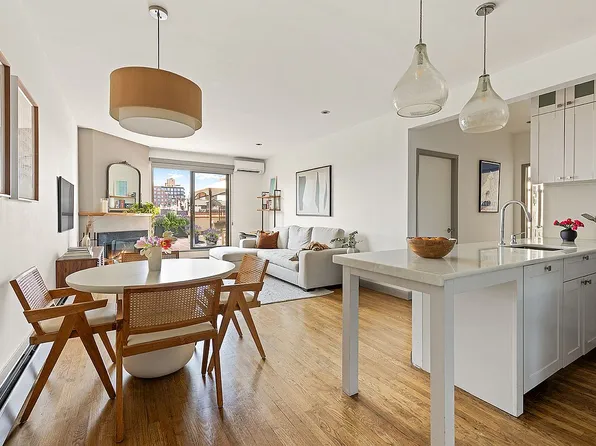 270 5th St APT 4B, Brooklyn, NY 11215