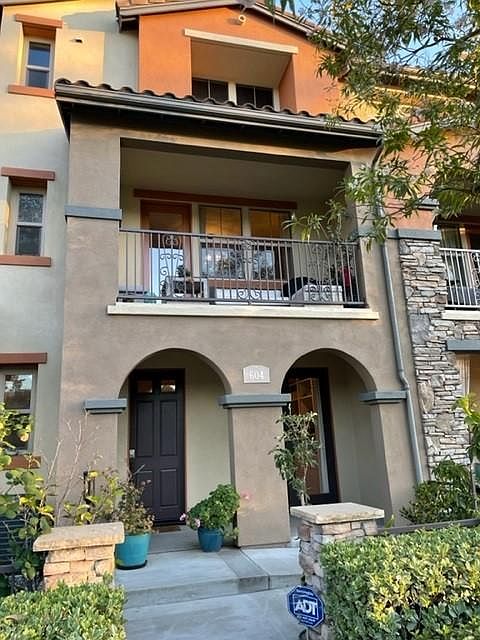 1st image of 604 Asbury St