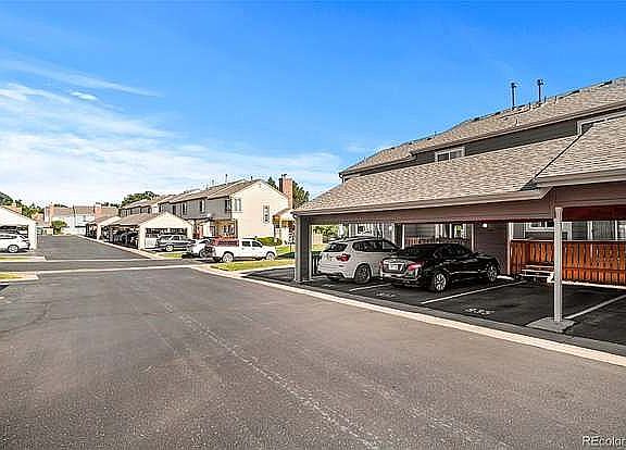 2nd image of 935 Summer Dr