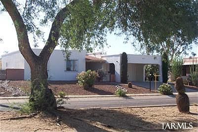 2nd image of 617 N Abrego Dr