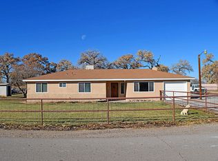 21 Terry Dr, Los Lunas, NM 87031