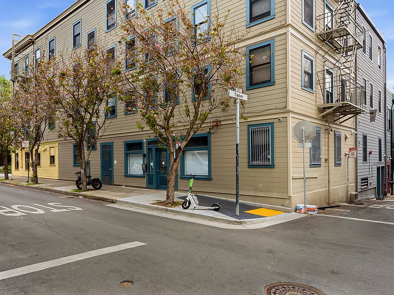 102 S Park St #406 — Photo 7