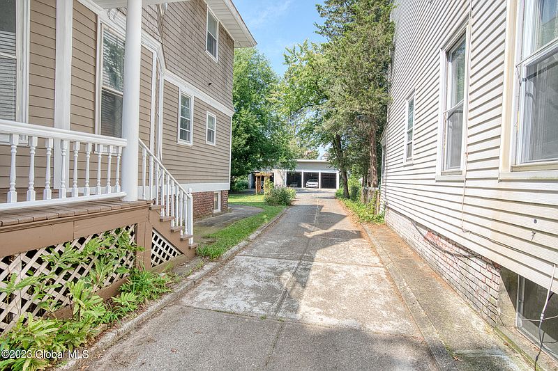 5th image of 34 N Allen Street
