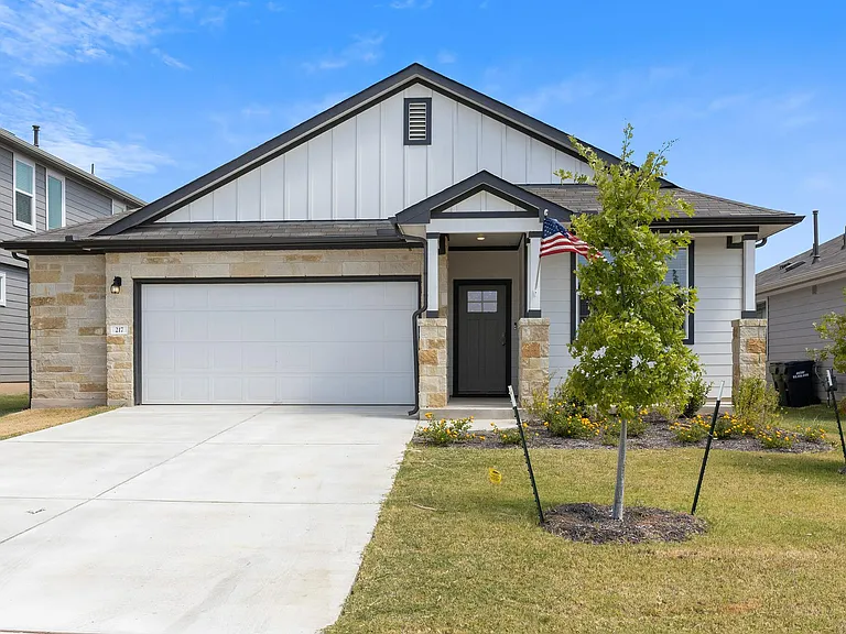 217 Greens Bayou Trl — Photo 3