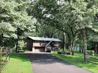 10180 380th St, North Branch, MN 55056