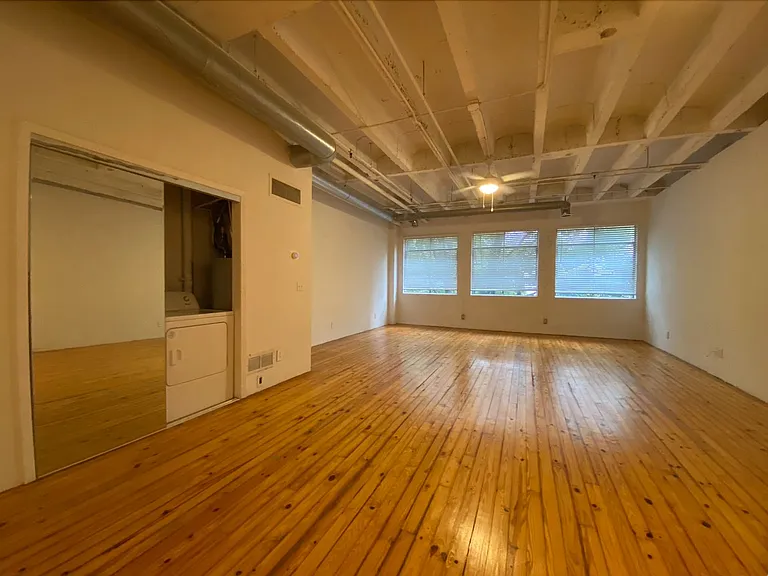 900 Peachtree Lofts — Photo 7