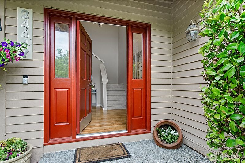 2nd image of 24417 SE 46th Street