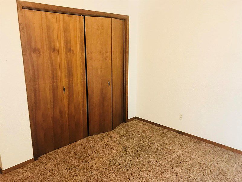 1st image of 109 W 10th St APT 1C