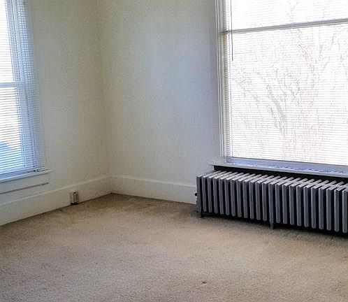 2nd image of 723 Van Buren St