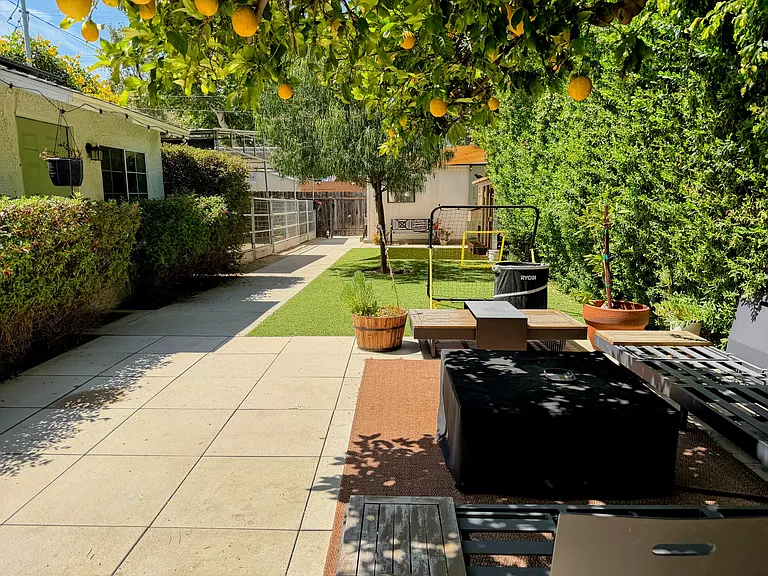 1400 Randall St — Photo 13