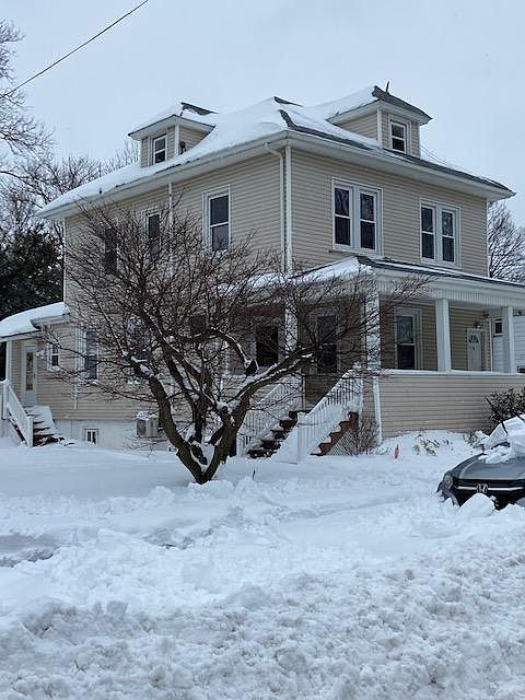 1st image of 120 Quinlan Ave