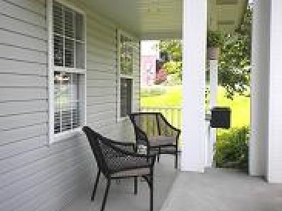 2nd image of 179 Hampshire Dr
