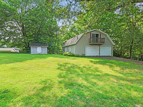 4th image of 260 Cavins Ln