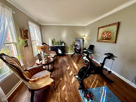 4th image of 106 White Oak Dr