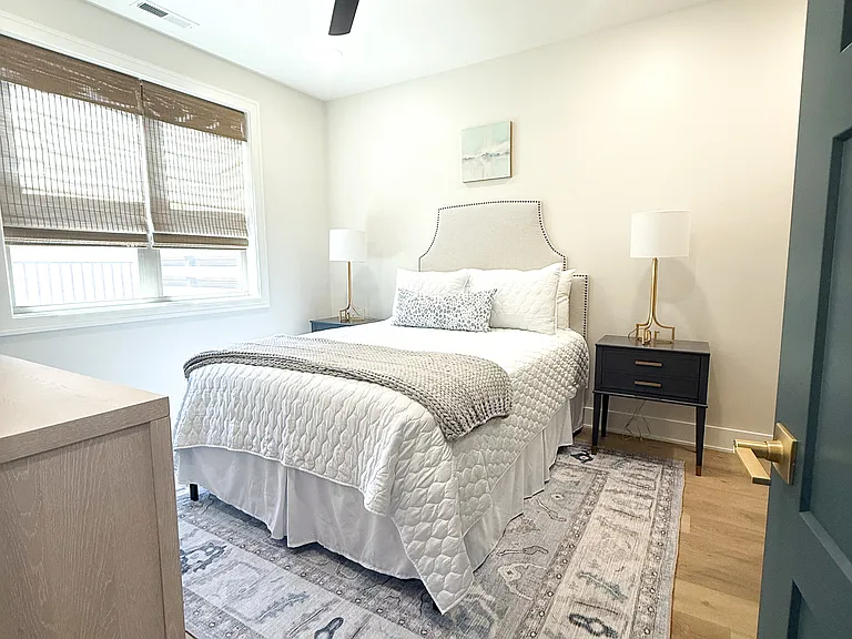 211 Poplar St #211 — Photo 27