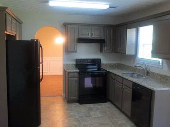 5th image of 3827 Knotts Pass Ct