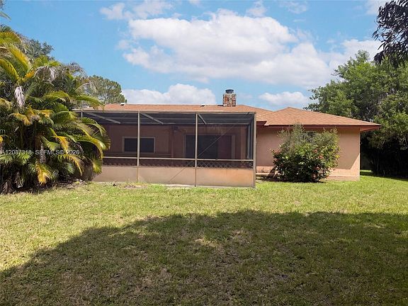 5th image of 3123 SE Quanset Cir