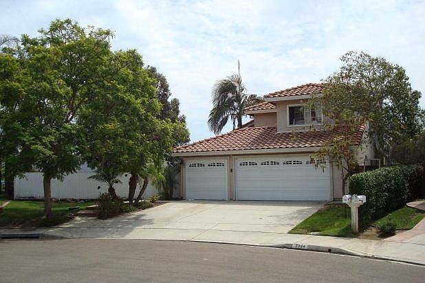 2nd image of 2384 Prince Edward Ct