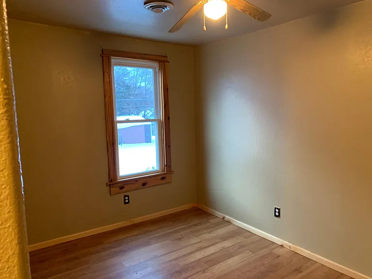 703 Maurice St #B — Photo 9
