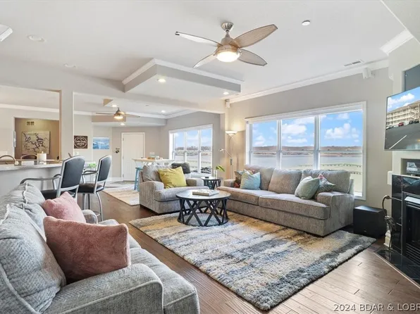 4499 Ski Dr #201, Osage Beach, MO 65065