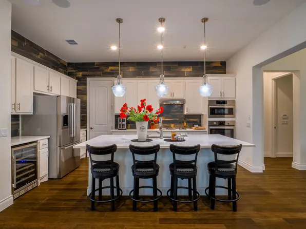 115 Rivalto Drive, Horseshoe Bay, TX 78657