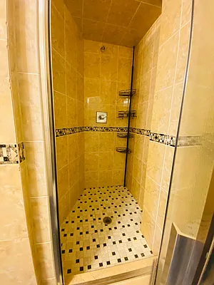 Rented by Amin Property Group Inc | media 16