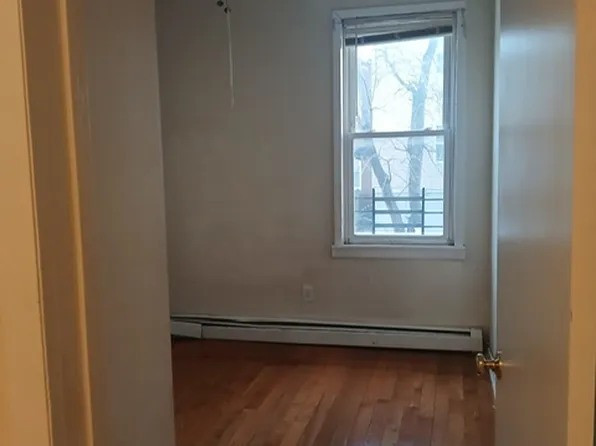 35 Stagg St APT 2, Jersey City, NJ 07306