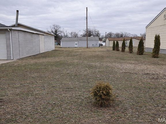5th image of 2606 W 20th St
