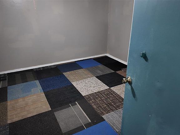 5th image of 4810 NW Williams Ave
