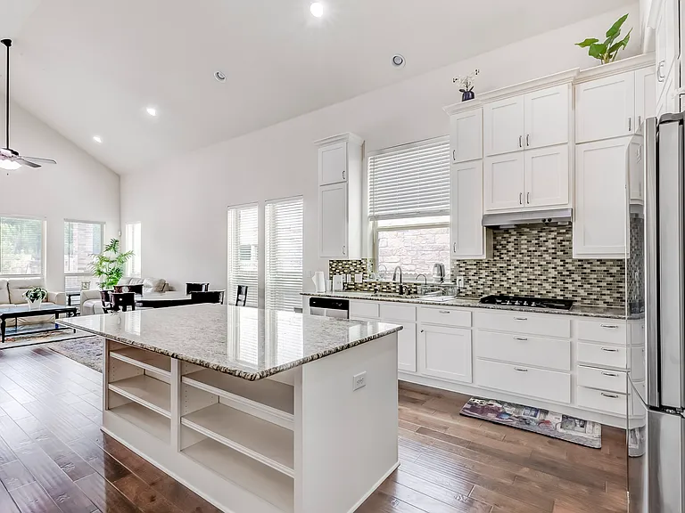 1012 Clearwell St — Photo 29
