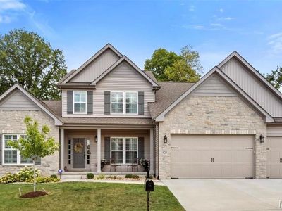 920 Thorn Crown Ct, Saint Louis, MO, 63122