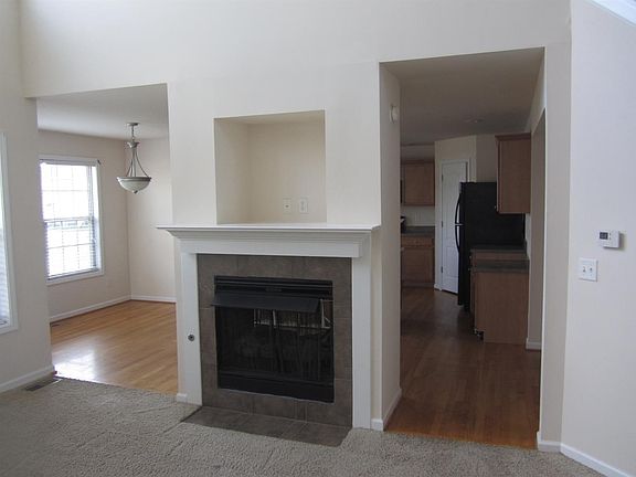 3rd image of 2173 Market Garden Ln
