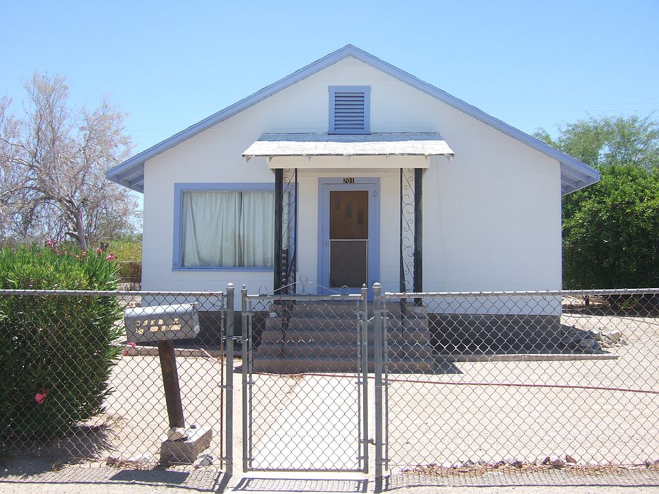 2nd image of 701 W Ocatillo Ave