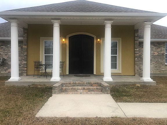 2nd image of 304 Tiger Dr
