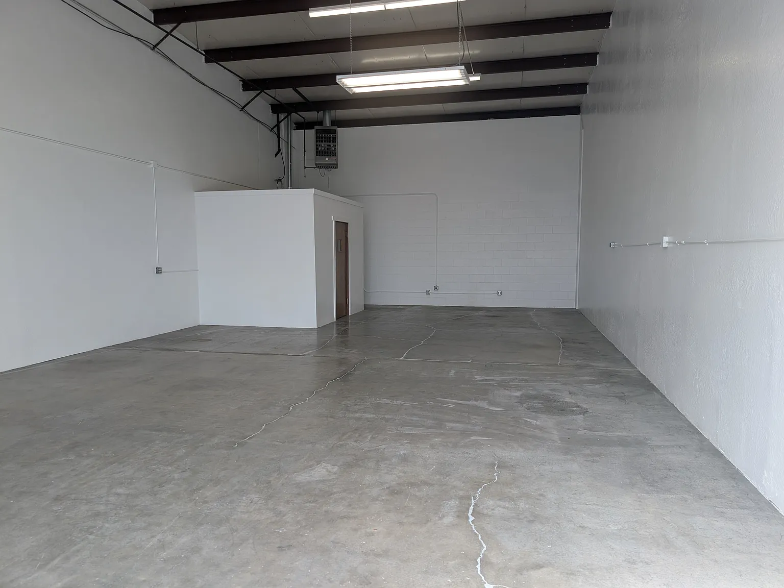 4706 Table Rock Rd — Photo 2