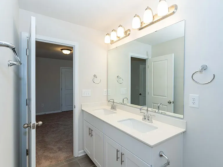 224 Brook Farm Ln — Photo 15