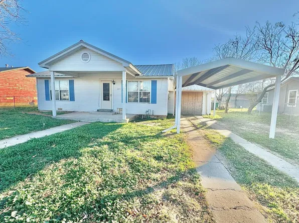 111 Belaire Ave, San Angelo, TX 76905