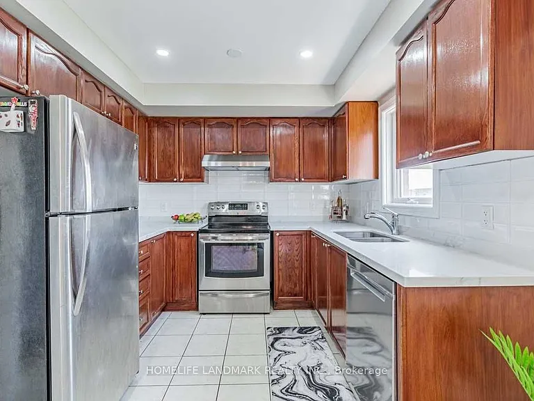 3055 Highvalley Rd — Photo 7